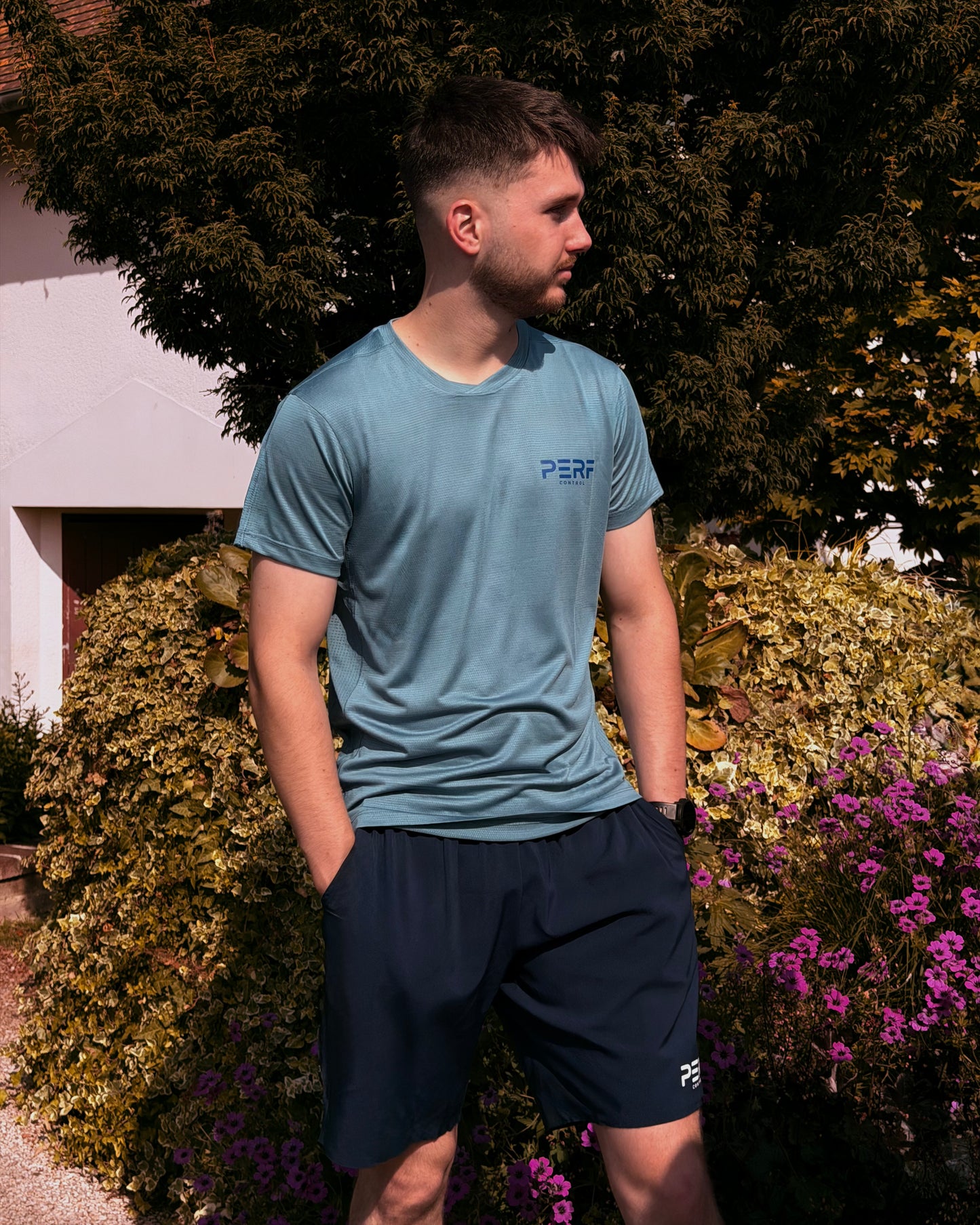 ENSEMBLE DU SPORTIF BLEU